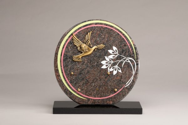 Plaque funéraire ronde colorée, thème colombe et fleurs